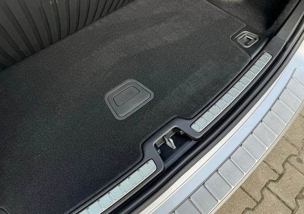 Volvo V60 cena 139999 przebieg: 120000, rok produkcji 2021 z Gdańsk małe 352